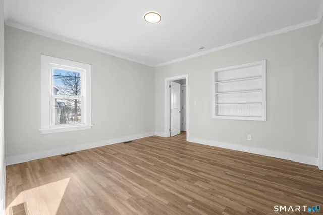 $549,900 | 246 Judson Place, Bridgeport, CT 06610