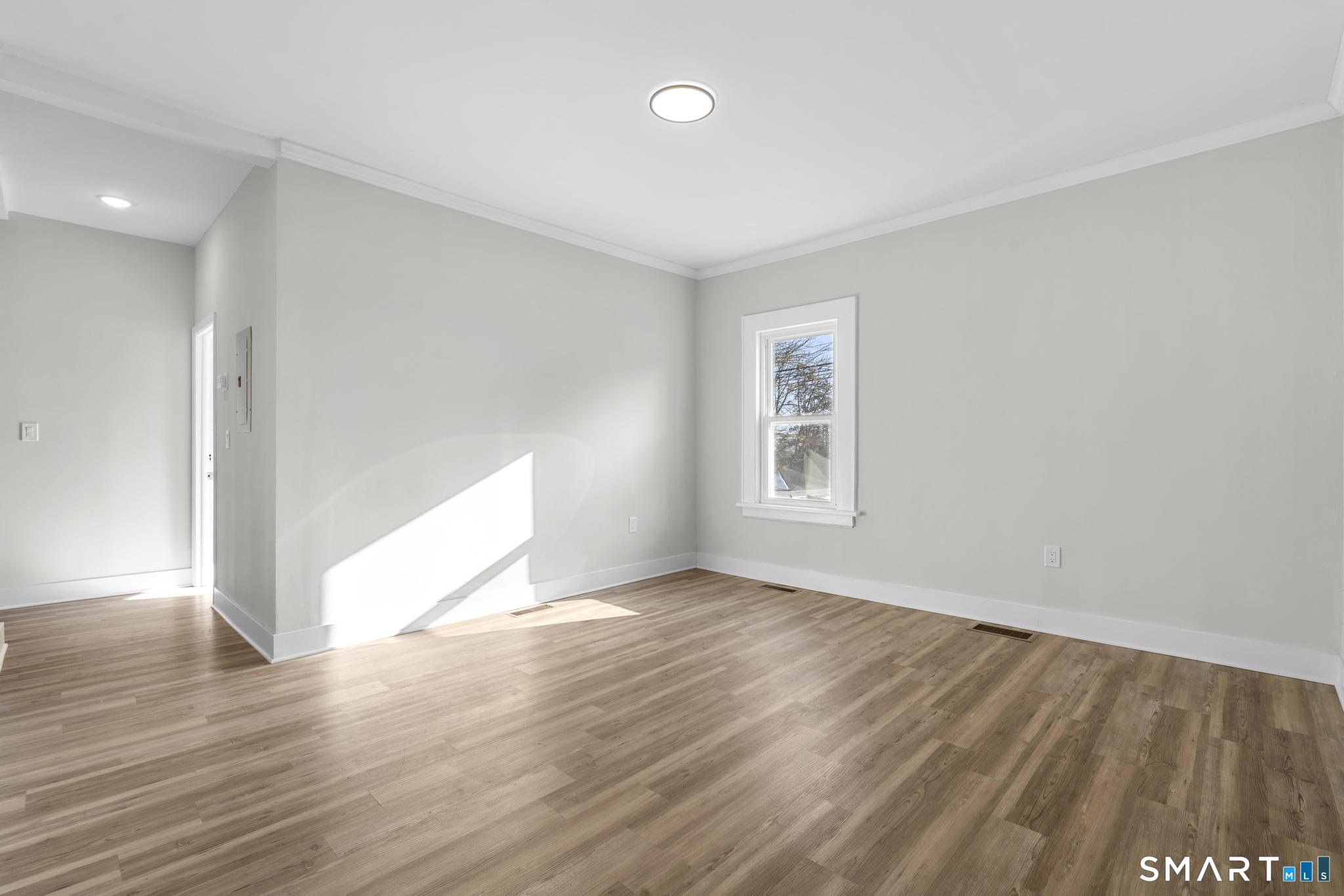 246 Judson Place Bridgeport, CT 06610 - Photo 7 of 23