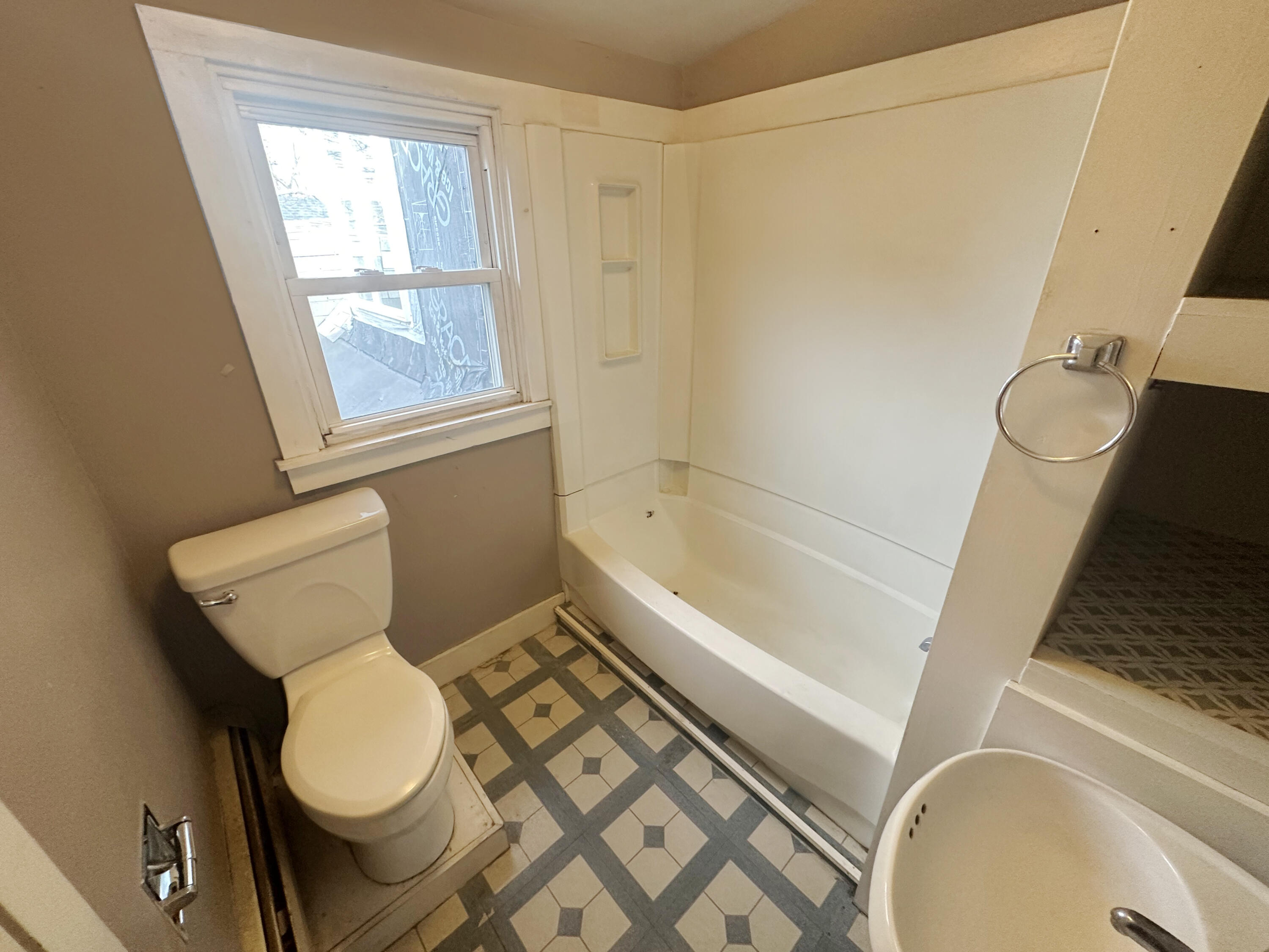 25 Forest Street Portland, ME 04102 - Photo 22 of 33 Photo Jan 14 2026, 11 28 01 AM