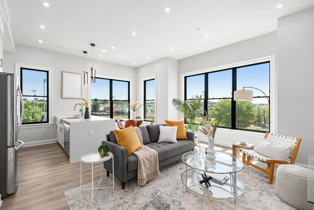 523 2nd Street, Unit 202 Everett, MA 02149 - Photo 2 of 15