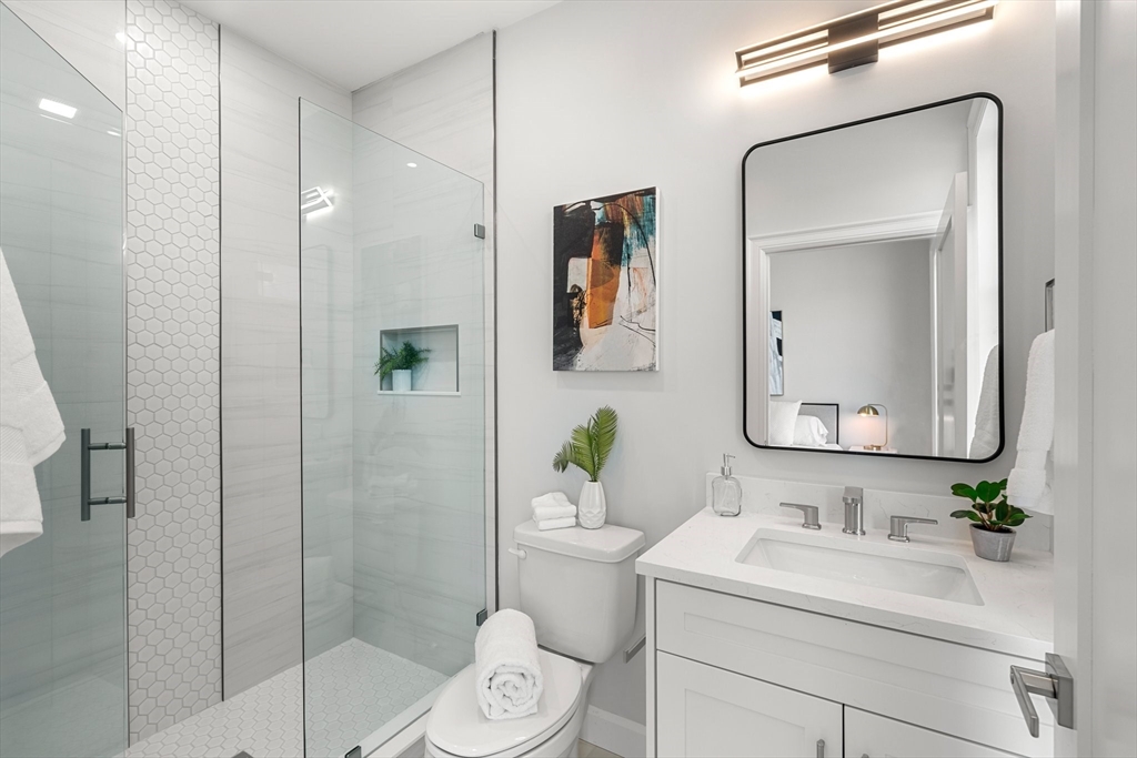 523 2nd Street, Unit 202 Everett, MA 02149 - Photo 8 of 15