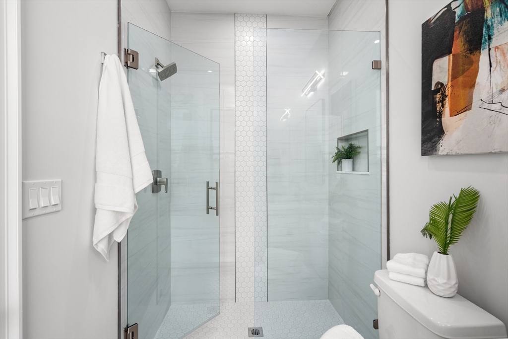 523 2nd Street, Unit 202 Everett, MA 02149 - Photo 9 of 15