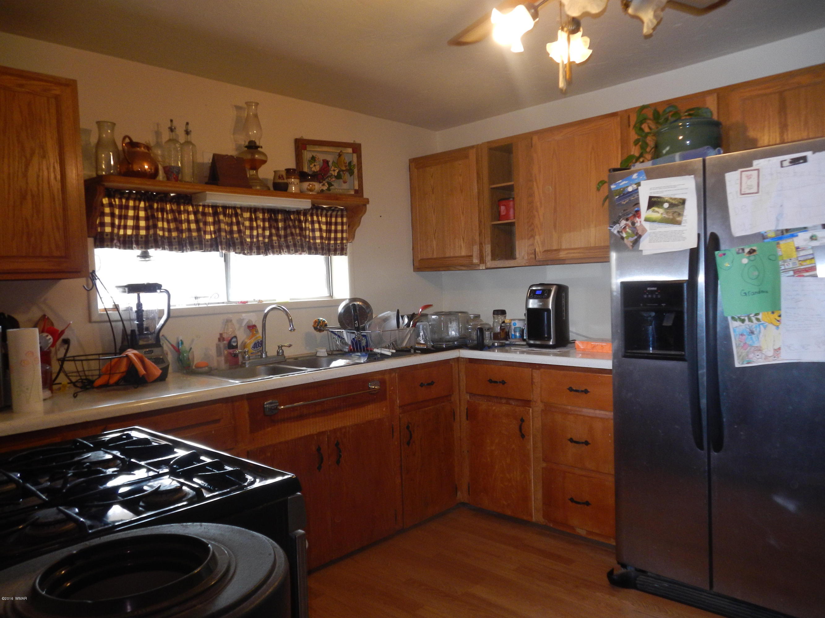 6922 Aces High Road, Unit B Show Low, AZ 85901 - Photo 12 of 17 Gallery Image 12