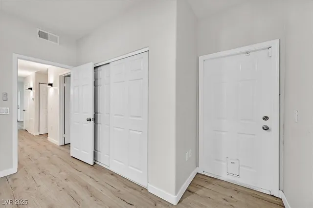 $184,000 | 3318 North Decatur Boulevard, Unit 1089, Las Vegas, NV 89130