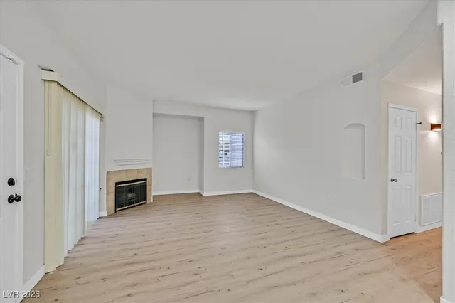 $184,000 | 3318 North Decatur Boulevard, Unit 1089, Las Vegas, NV 89130