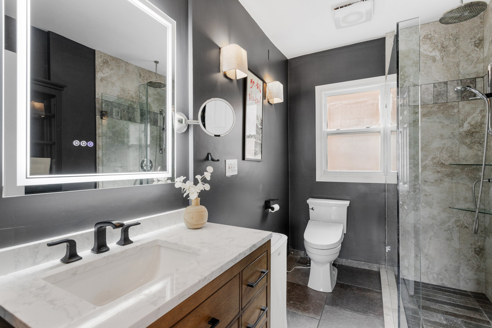 3201 Park Avenue Brookfield, IL 60513 - Photo 9 of 22 a bathroom with a sink and a mirror