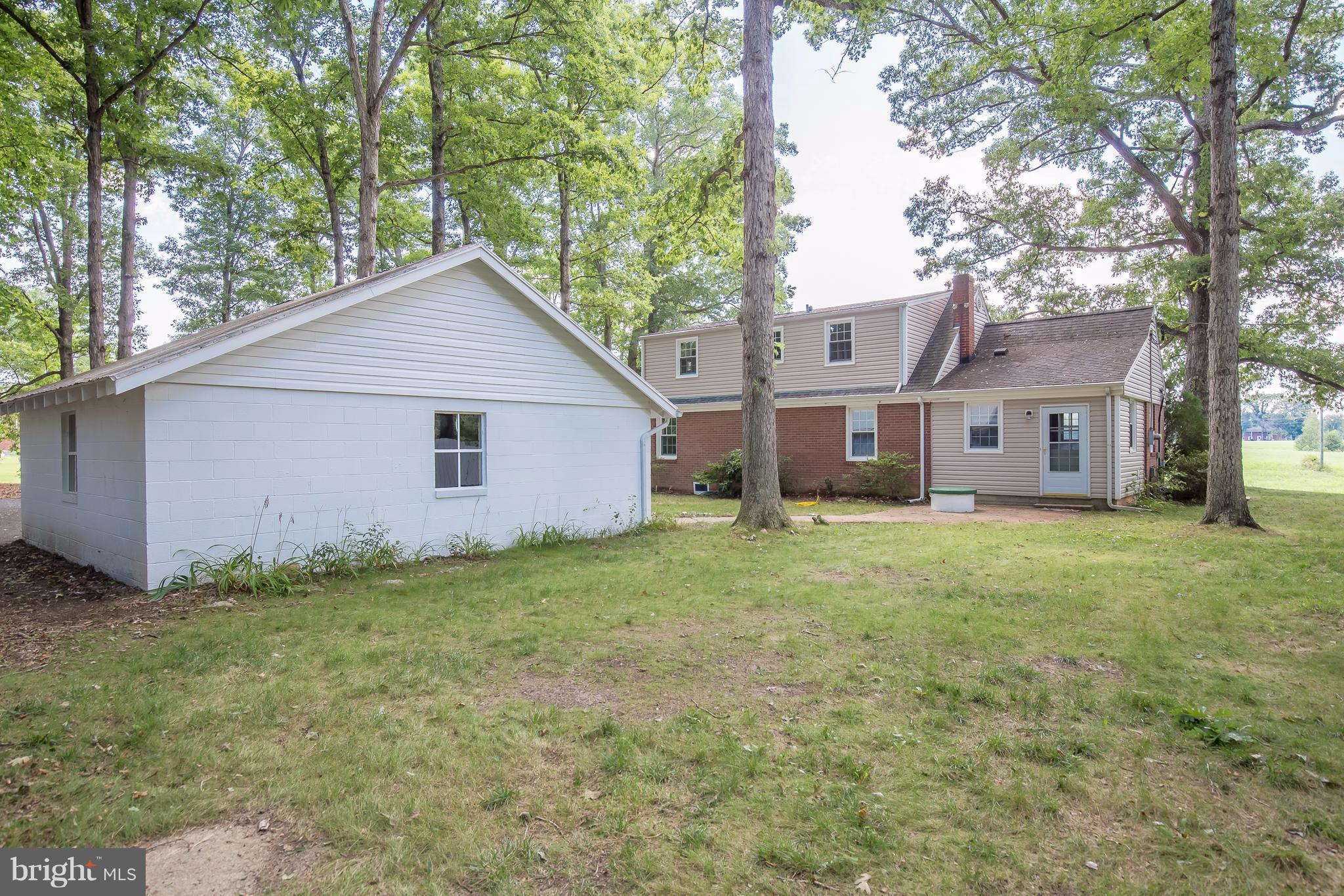 8501 Brock Road Spotsylvania, VA 22553 - Photo 19 of 22 Exterior (Rear)