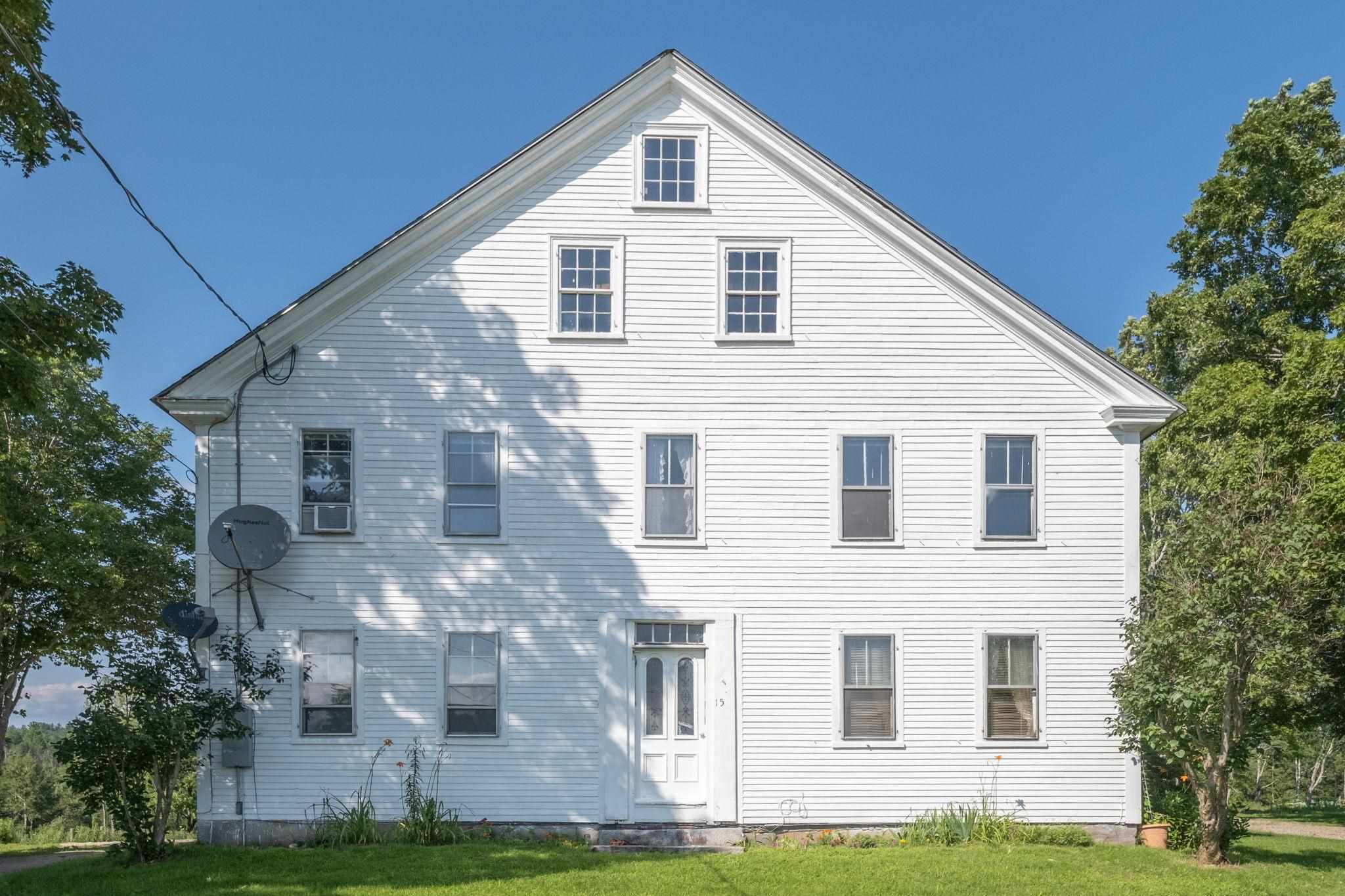 15 Middle Road Tuftonboro, NH 03894 - Photo 3 of 39