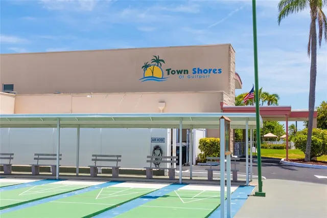 $249,000 | 5980 Shore Boulevard South, Unit 904, Gulfport, FL 33707