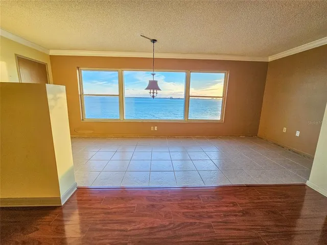$249,000 | 5980 Shore Boulevard South, Unit 904, Gulfport, FL 33707