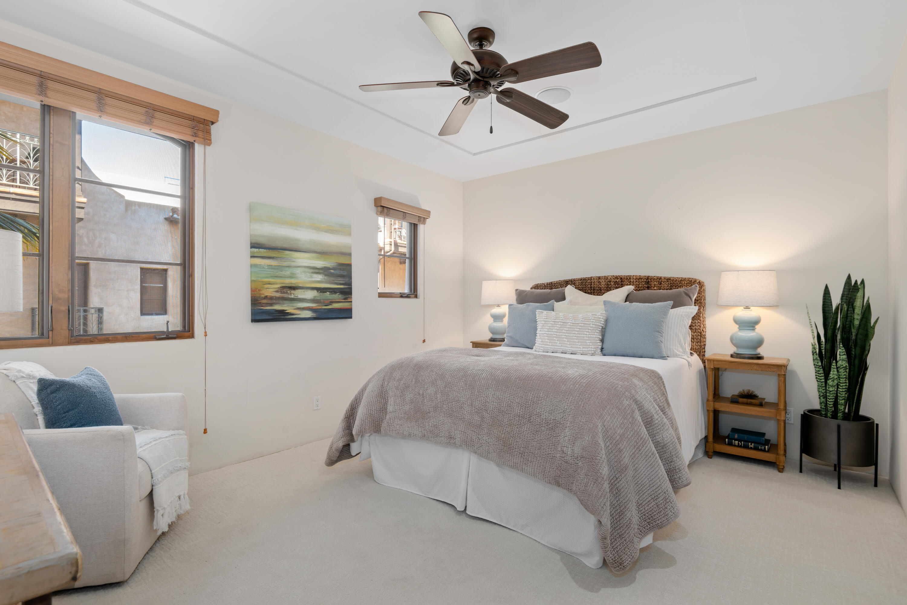 618 Anacapa Street, Unit 5 Santa Barbara, CA 93101 - Photo 24 of 38 Second bedroom