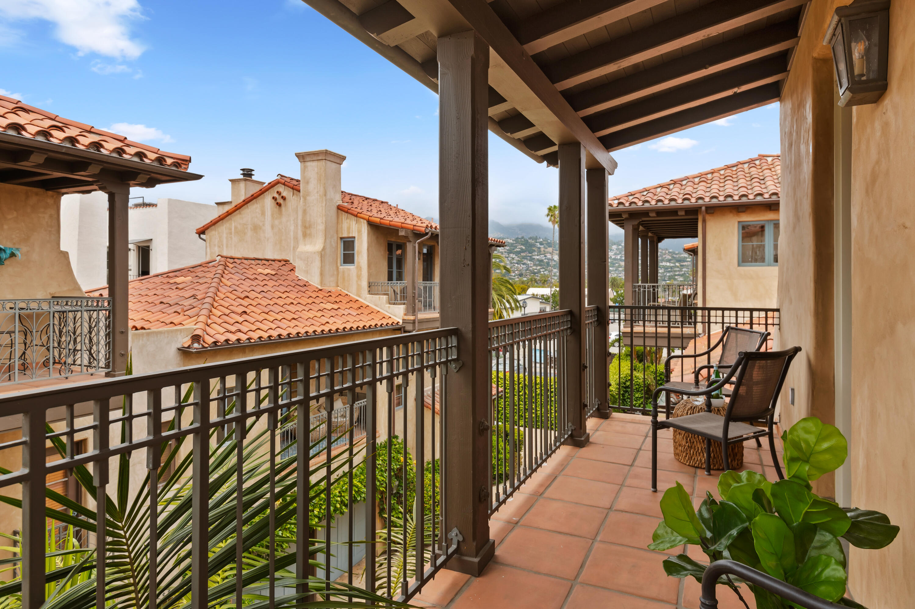 618 Anacapa Street, Unit 5 Santa Barbara, CA 93101 - Photo 30 of 38 Balcony off third bedroom