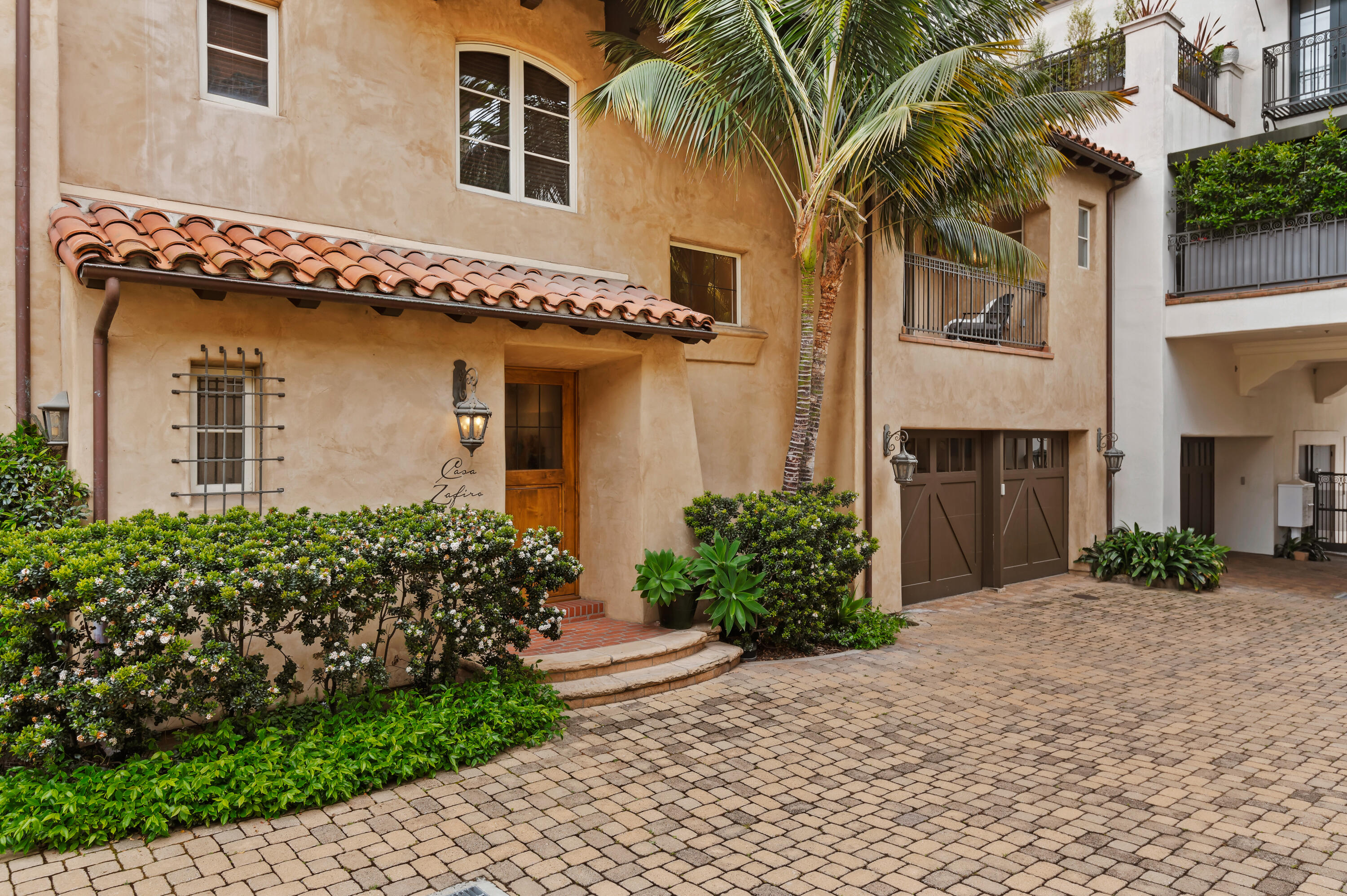 618 Anacapa Street, Unit 5 Santa Barbara, CA 93101 - Photo 32 of 38 Front exterior