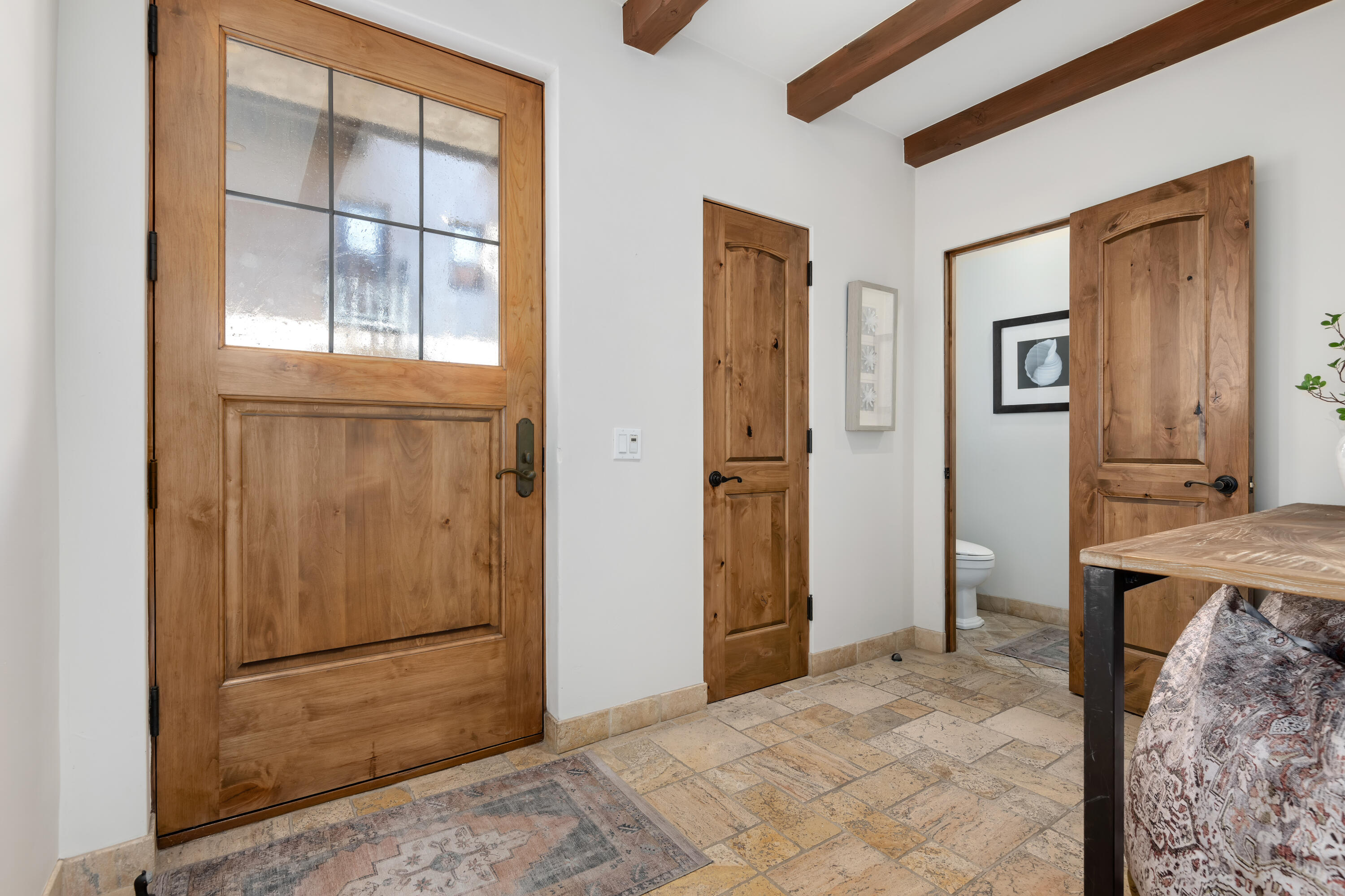 618 Anacapa Street, Unit 5 Santa Barbara, CA 93101 - Photo 34 of 38 Foyer
