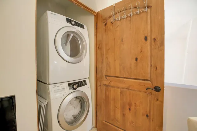 $2,895,000 | 618 Anacapa Street, Unit 5, Santa Barbara, CA 93101