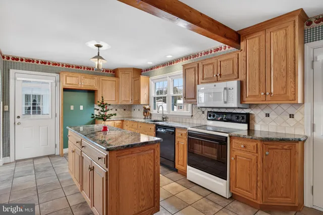 $535,000 | 1111 Locust Street, Columbia, PA 17512