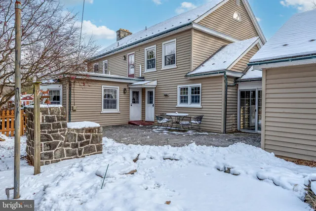 $535,000 | 1111 Locust Street, Columbia, PA 17512