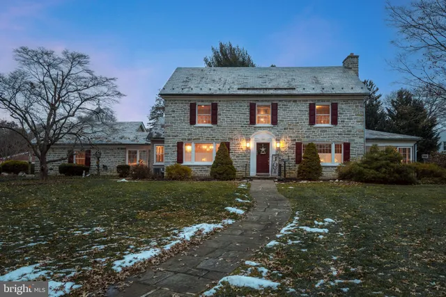 $535,000 | 1111 Locust Street, Columbia, PA 17512