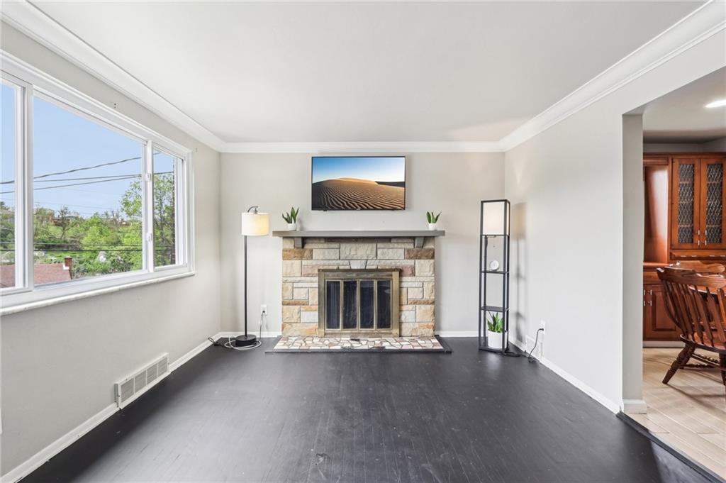 1306 Cook School Road Bridgeville, PA 15017 - Photo 2 of 42 Gallery Image 2