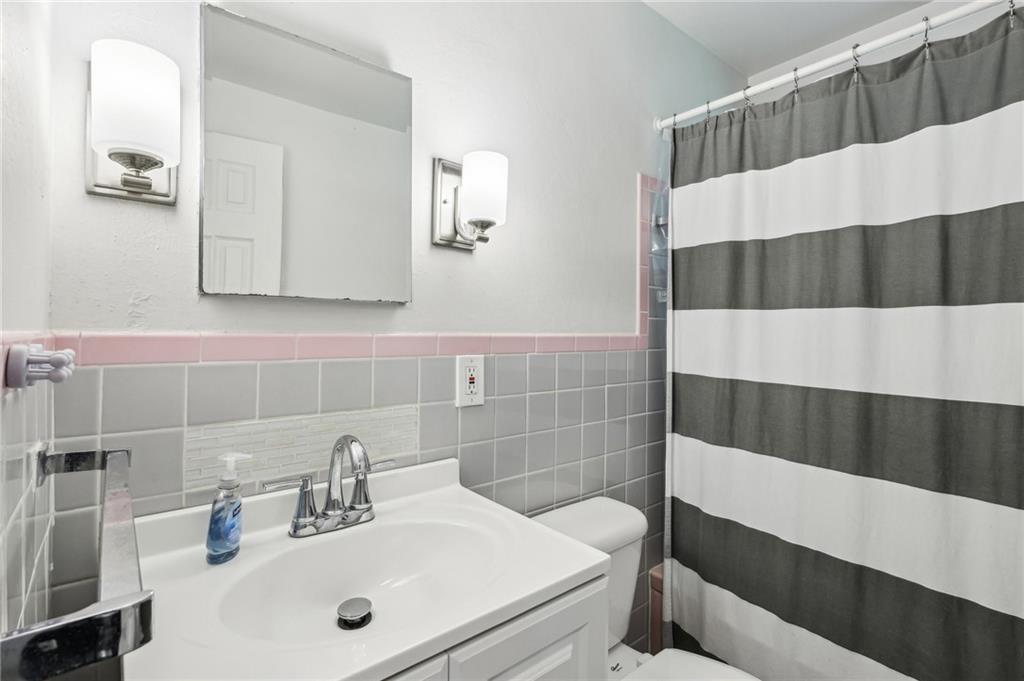 1306 Cook School Road Bridgeville, PA 15017 - Photo 22 of 42 Gallery Image 22