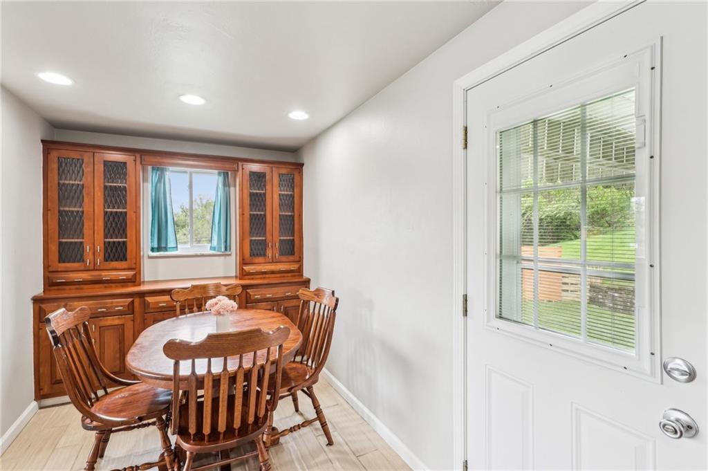 1306 Cook School Road Bridgeville, PA 15017 - Photo 9 of 42 Gallery Image 9