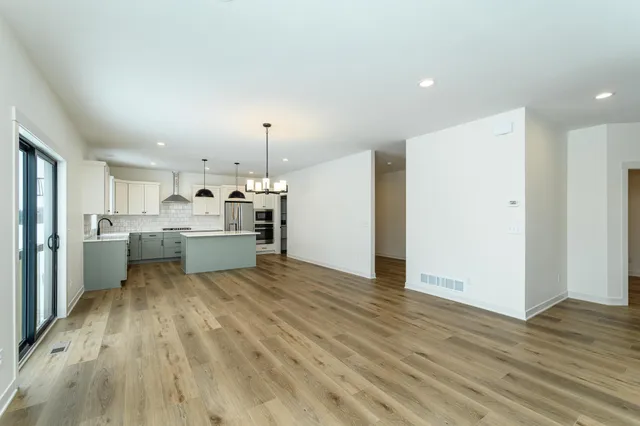 $659,900 | 1732 4th Street Northeast, Byron, MN 55920