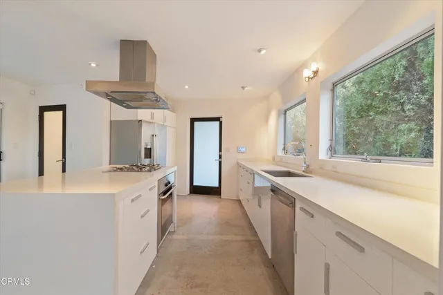 $5,500 | 4520 San Andreas Avenue, Los Angeles, CA 90065