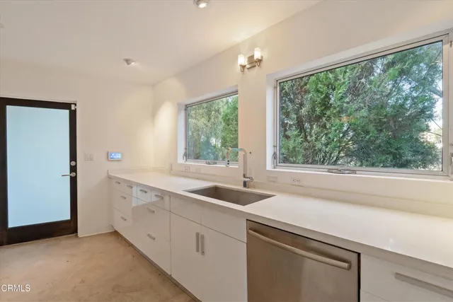 $5,500 | 4520 San Andreas Avenue, Los Angeles, CA 90065