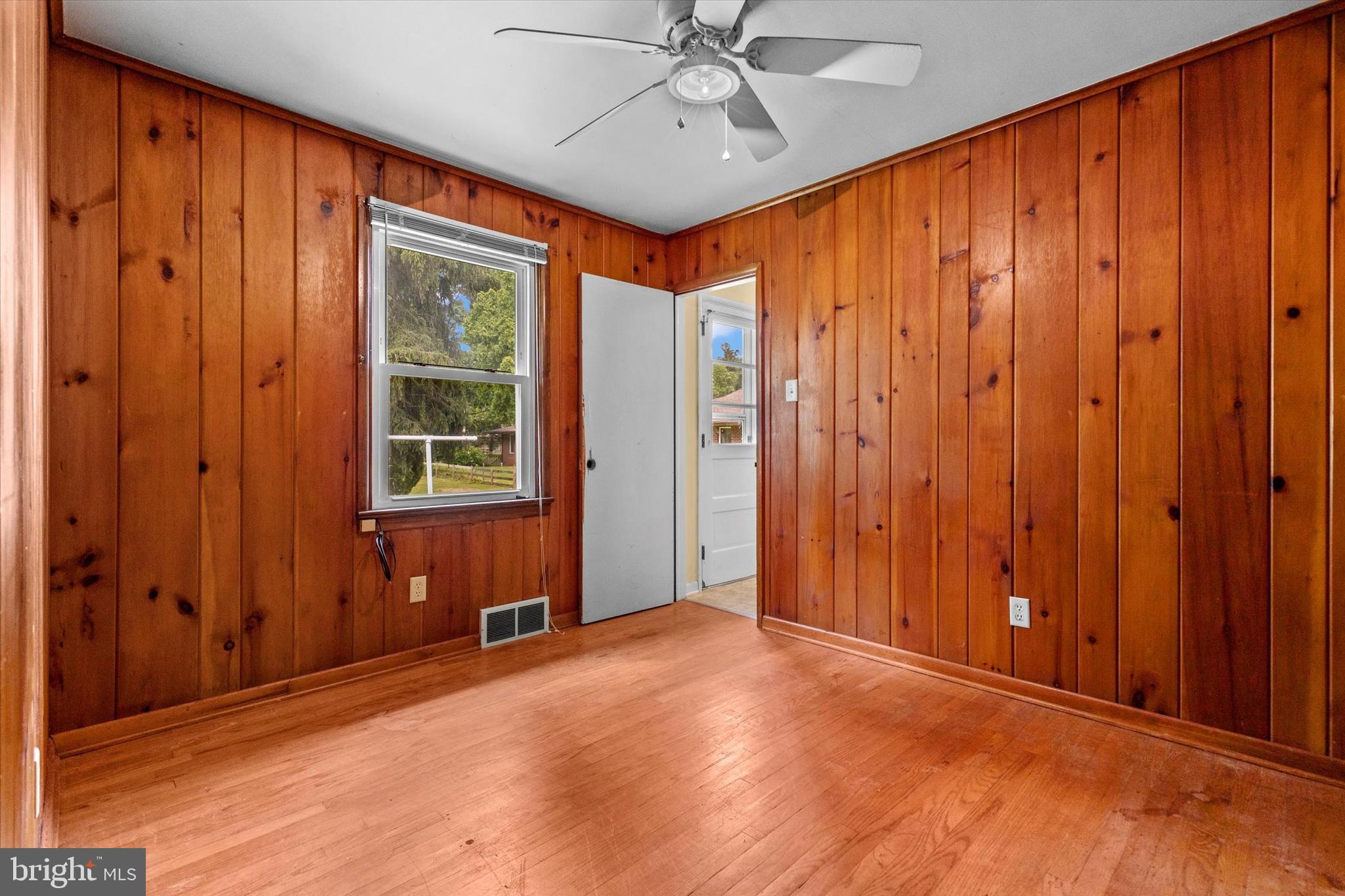 3415 East Market Street York, PA 17402 - Photo 15 of 45 BR# 3