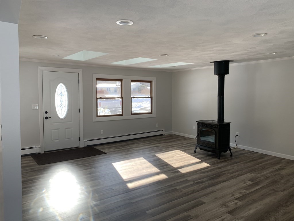 4 Winifred Road Framingham, MA 01701 - Photo 14 of 34 Gallery Image 14