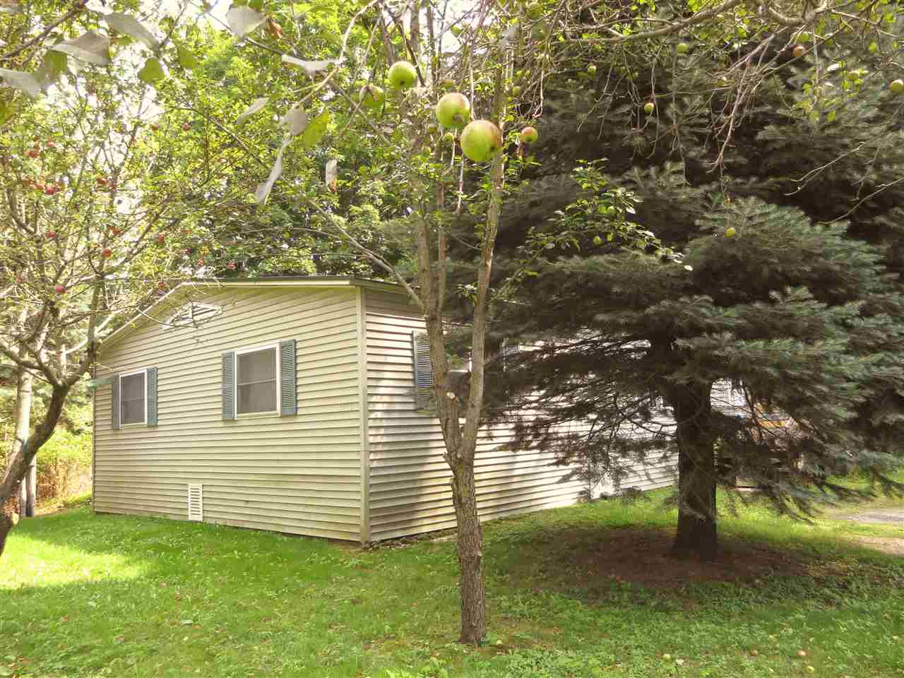1123 Woodford Road Bennington, VT 05201 - Photo 3 of 18