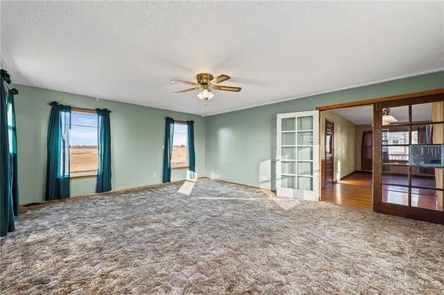 $165,000 | 1312 North Farview Drive, Independence, MO 64056