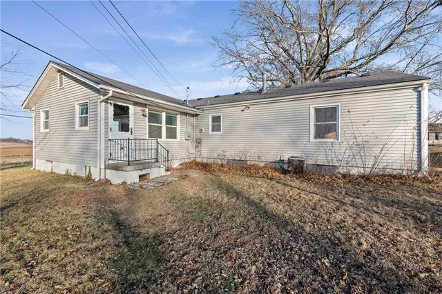 $165,000 | 1312 North Farview Drive, Independence, MO 64056