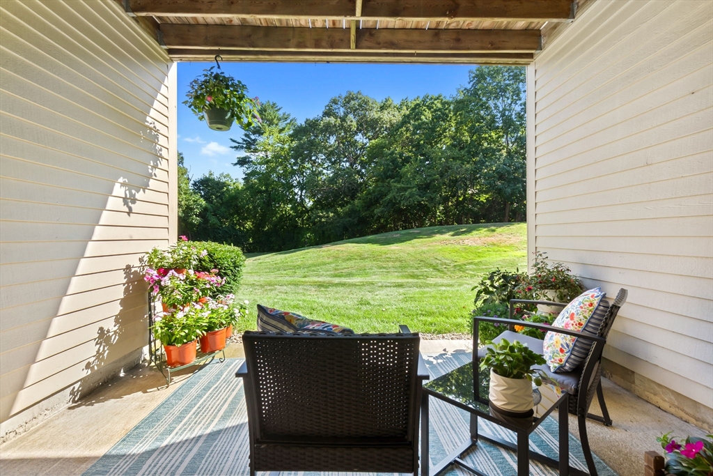 4 Duck Pond Road, Unit 206 Beverly, MA 01915 - Photo 1 of 29 Gallery Image 1
