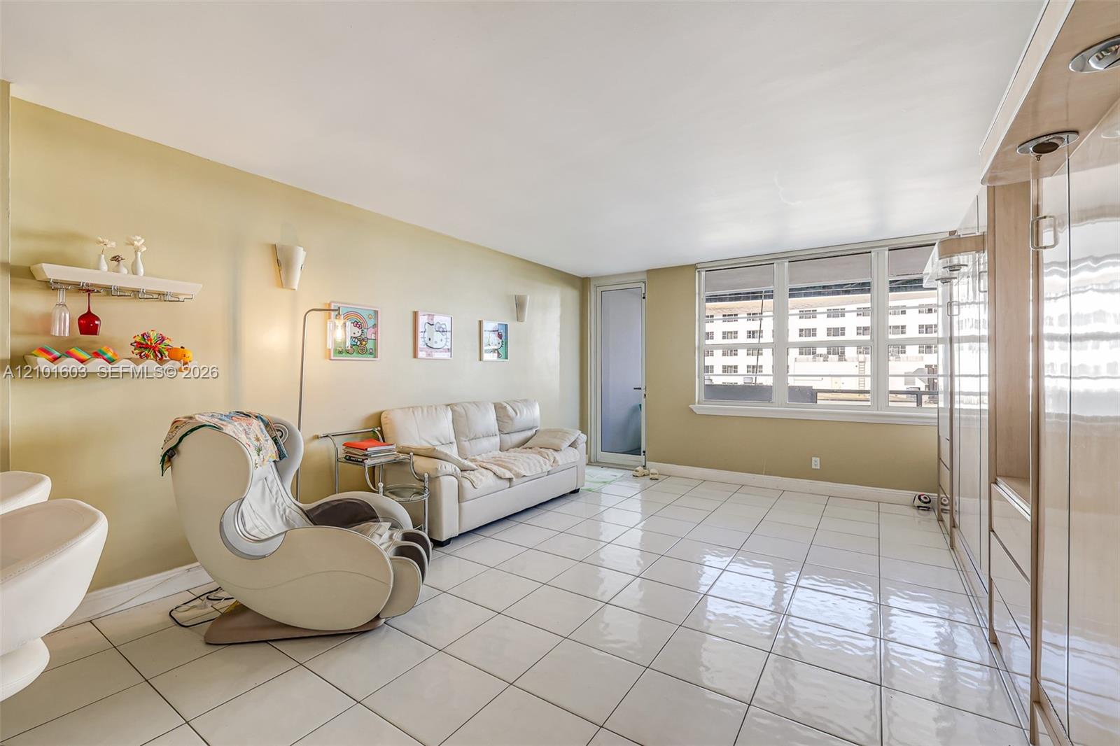 100 Lincoln Road, Unit 502 Miami Beach, FL 33139 - Photo 7 of 39 Gallery Image 7