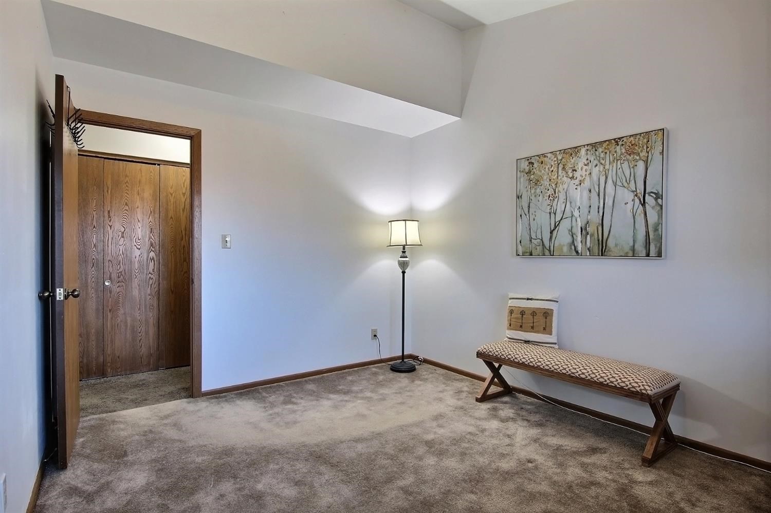9621 Merrillville Road, Unit 302 Crown Point, IN 46307 - Photo 13 of 15 1500x999