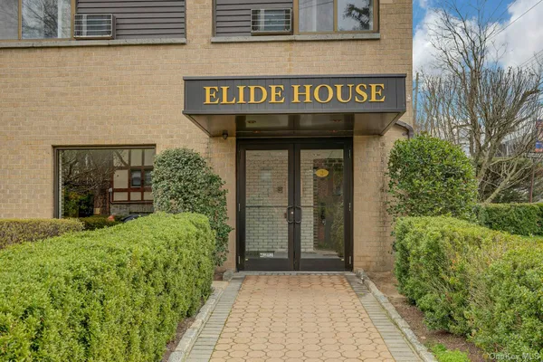 $2,800 | 2 Park Avenue, Unit 1BB, Eastchester, NY 10709