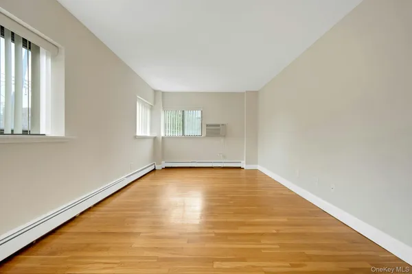 $2,800 | 2 Park Avenue, Unit 1BB, Eastchester, NY 10709