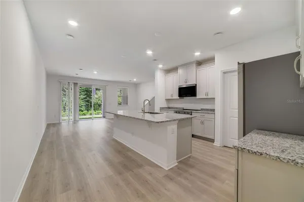 $420,990 | 1674 Greenleaf Wds Cove, Oviedo, FL 32765