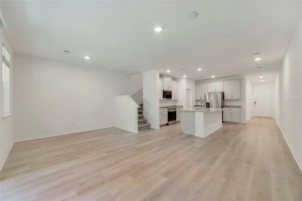 $420,990 | 1674 Greenleaf Wds Cove, Oviedo, FL 32765