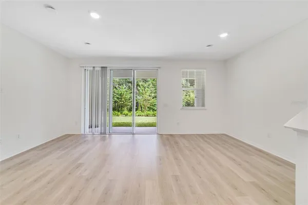 $420,990 | 1674 Greenleaf Wds Cove, Oviedo, FL 32765