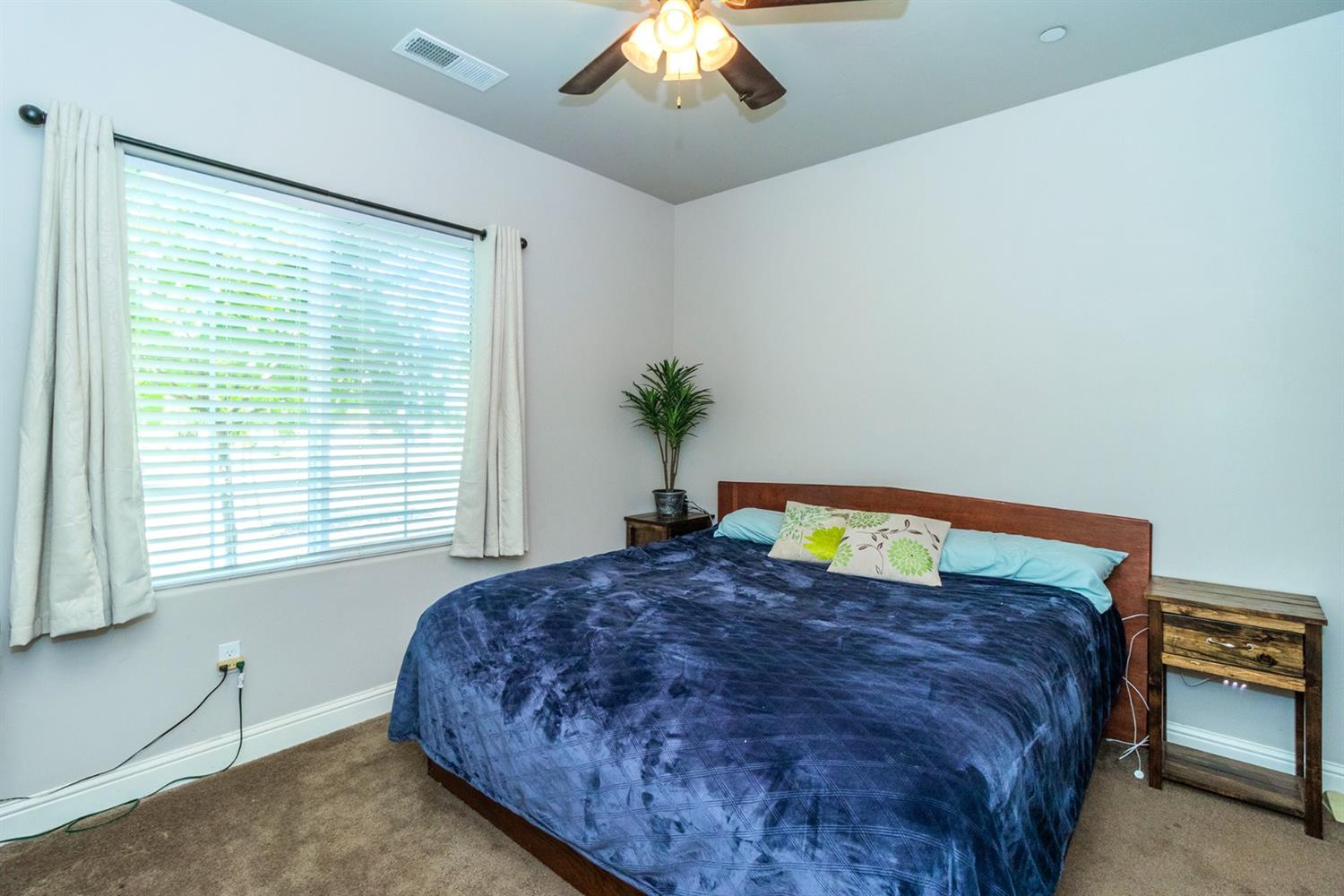 149 West Lilac Avenue Reedley, CA 93654 - Photo 14 of 22 Gallery Image 14