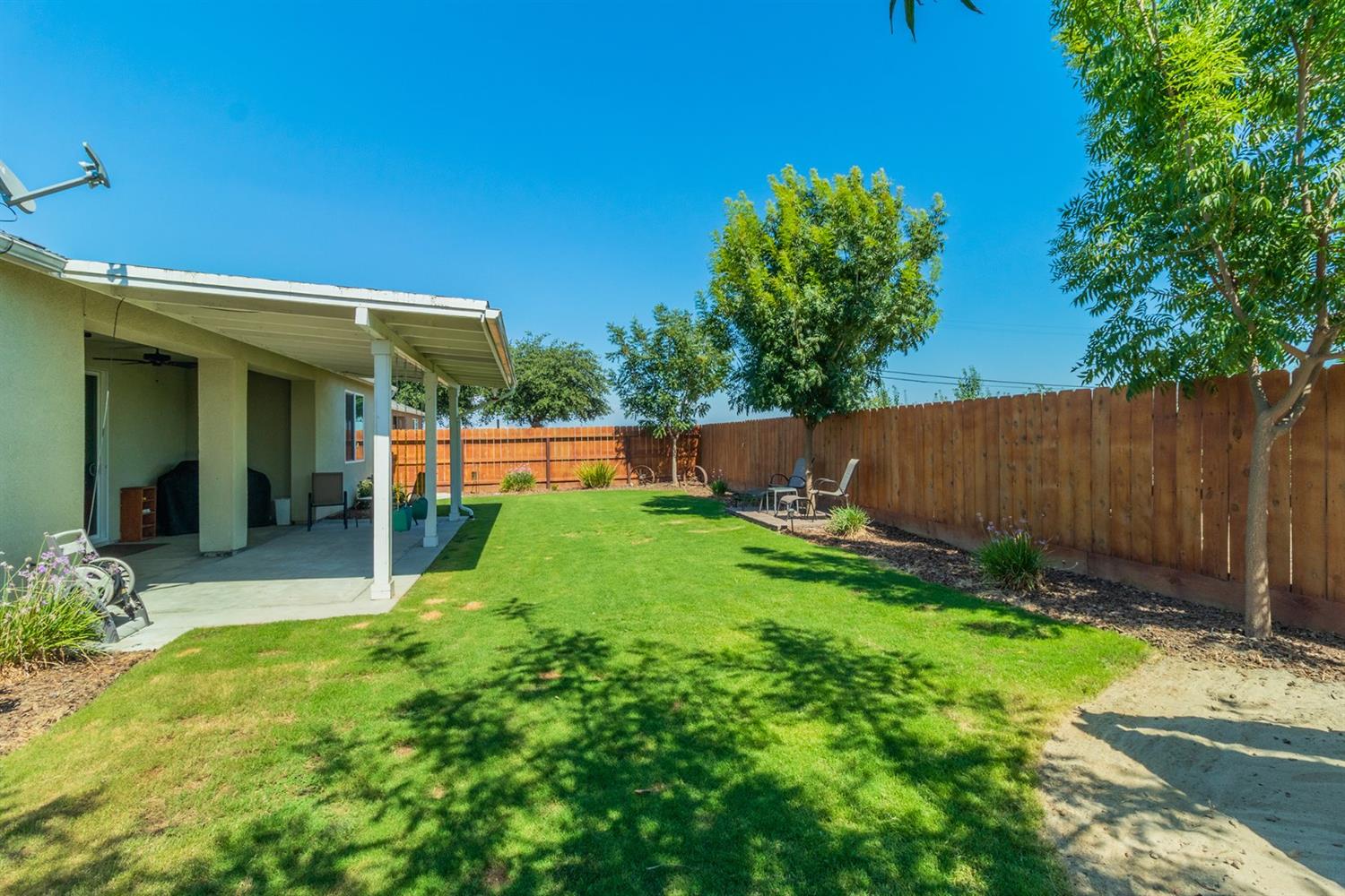 149 West Lilac Avenue Reedley, CA 93654 - Photo 22 of 22 Gallery Image 22