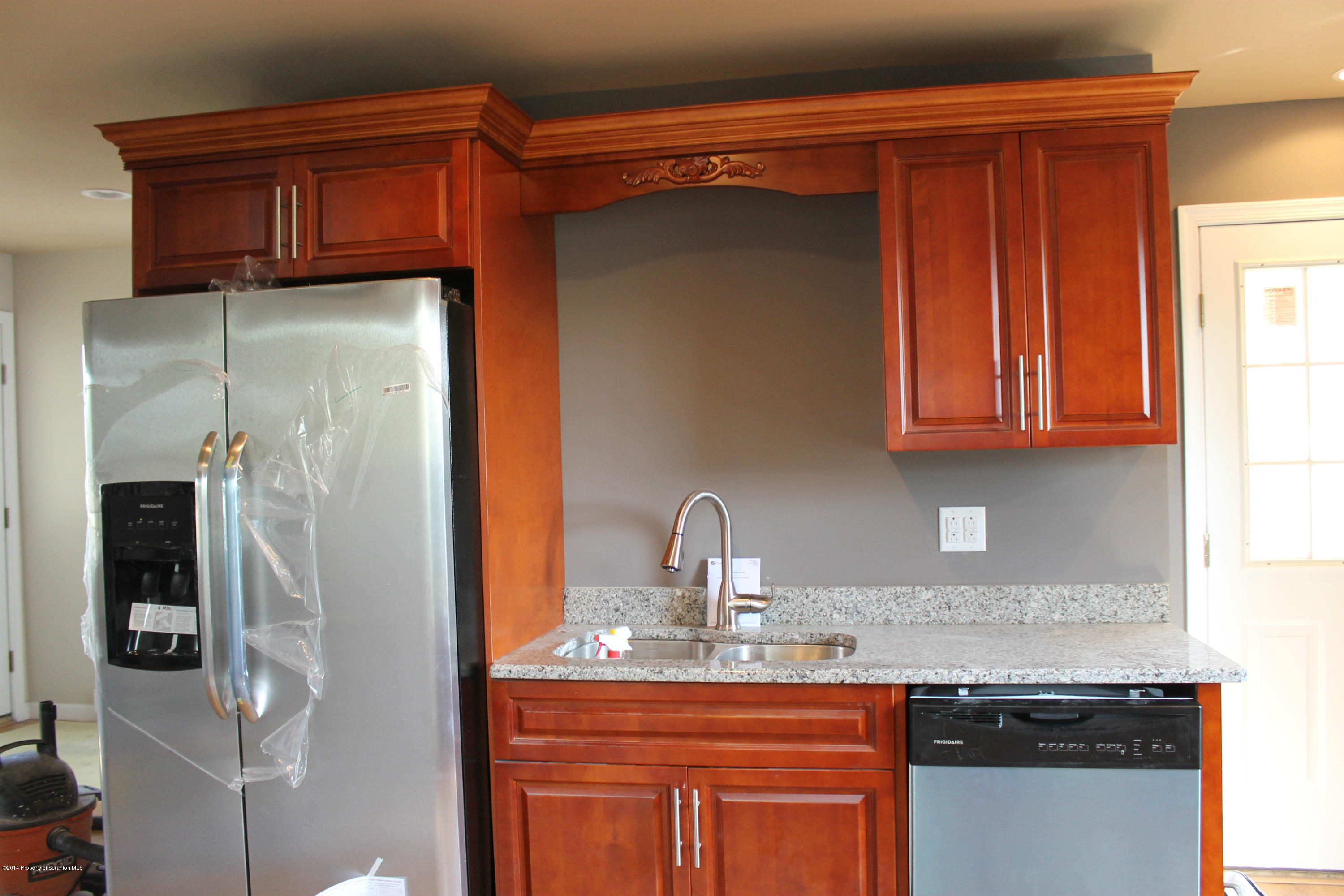 1235-1239 Rundle Street Scranton, PA 18504 - Photo 3 of 13 Gallery Image 3