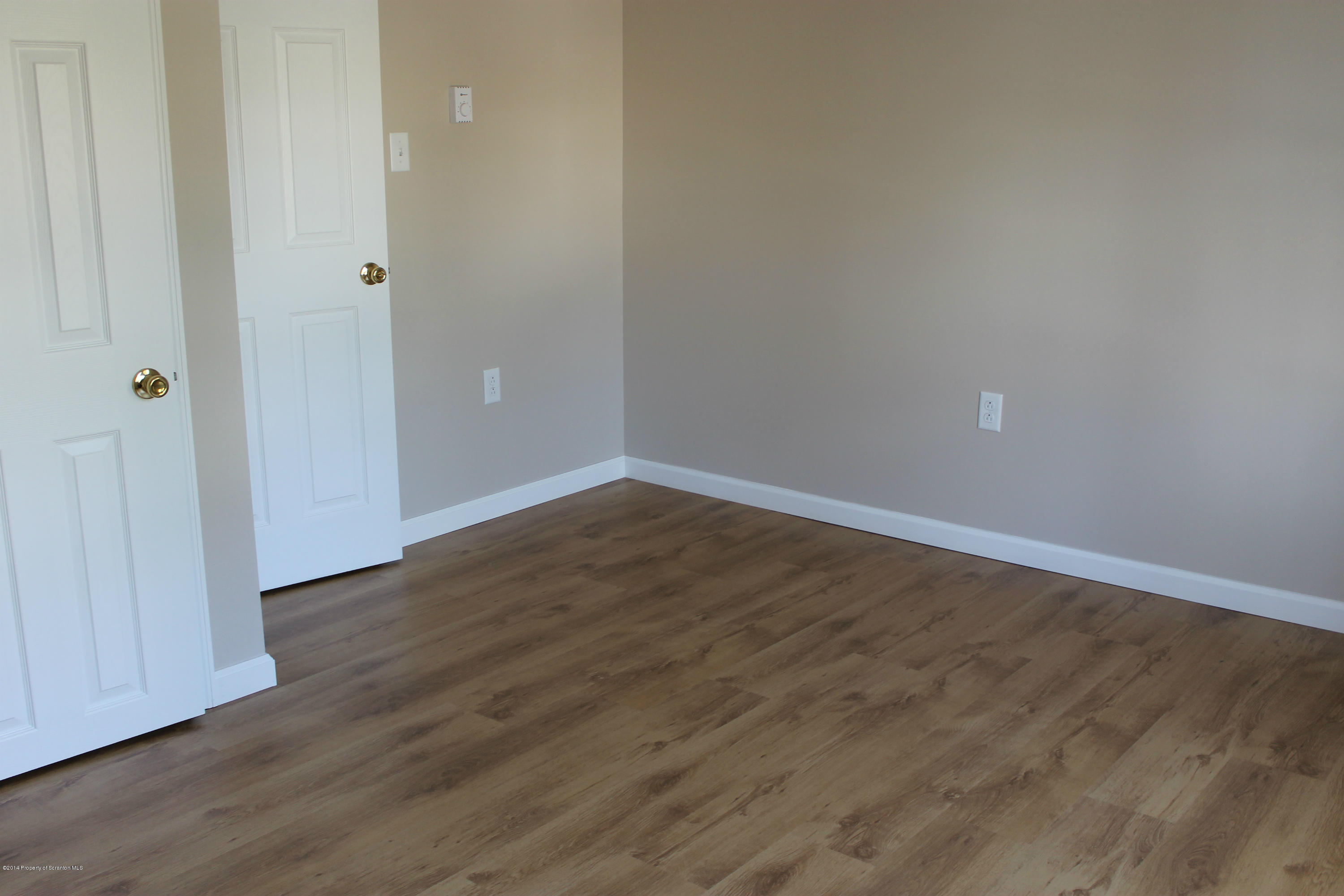 1235-1239 Rundle Street Scranton, PA 18504 - Photo 8 of 13 Gallery Image 8