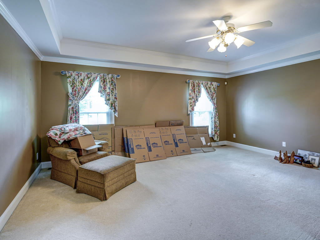 24 Hunters Ridge Road Johnson City, TN 37604 - Photo 32 of 58 24 Hunters Ridge MLS-33