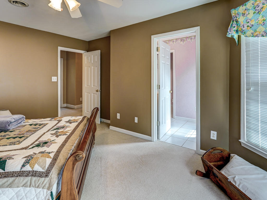 24 Hunters Ridge Road Johnson City, TN 37604 - Photo 39 of 58 24 Hunters Ridge MLS-40