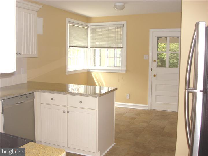 1628 Earlington Road Havertown, PA 19083 - Photo 6 of 13 Kitchen