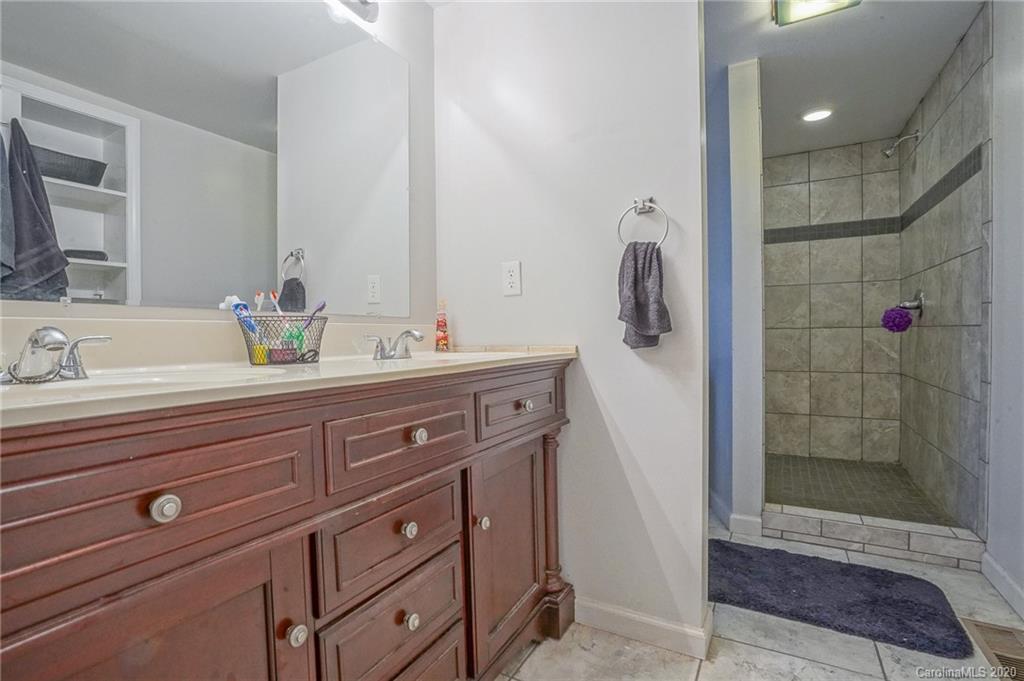 288 North Leonard Road Lexington, NC 27295 - Photo 26 of 29 Gallery Image 26