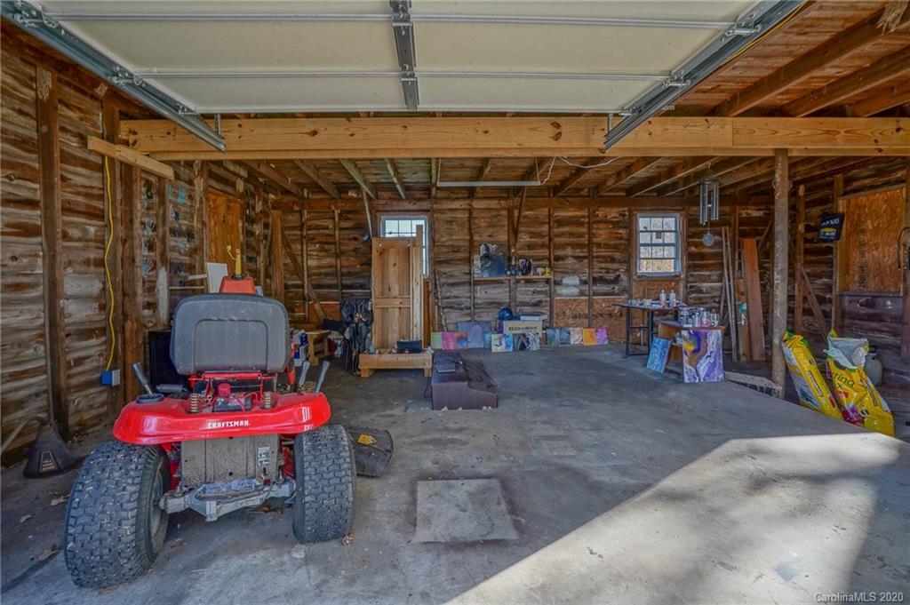 288 North Leonard Road Lexington, NC 27295 - Photo 4 of 29 Gallery Image 4